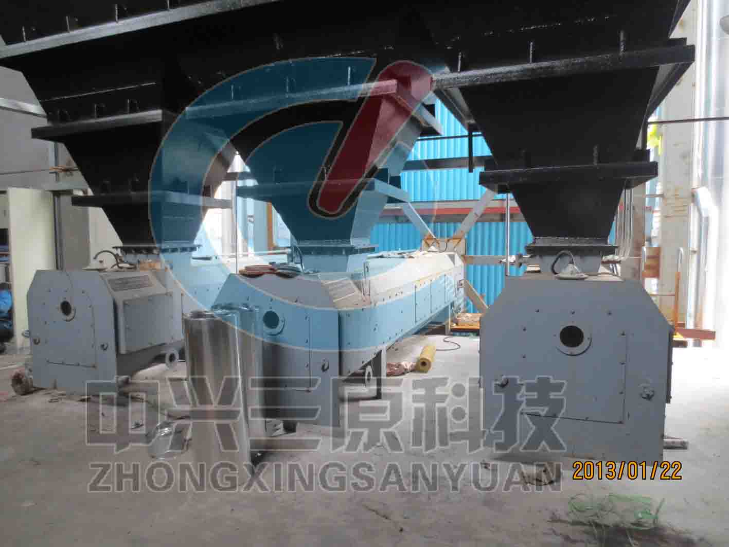 �Q�ؽoú�C-�㽭ĳ��늏S